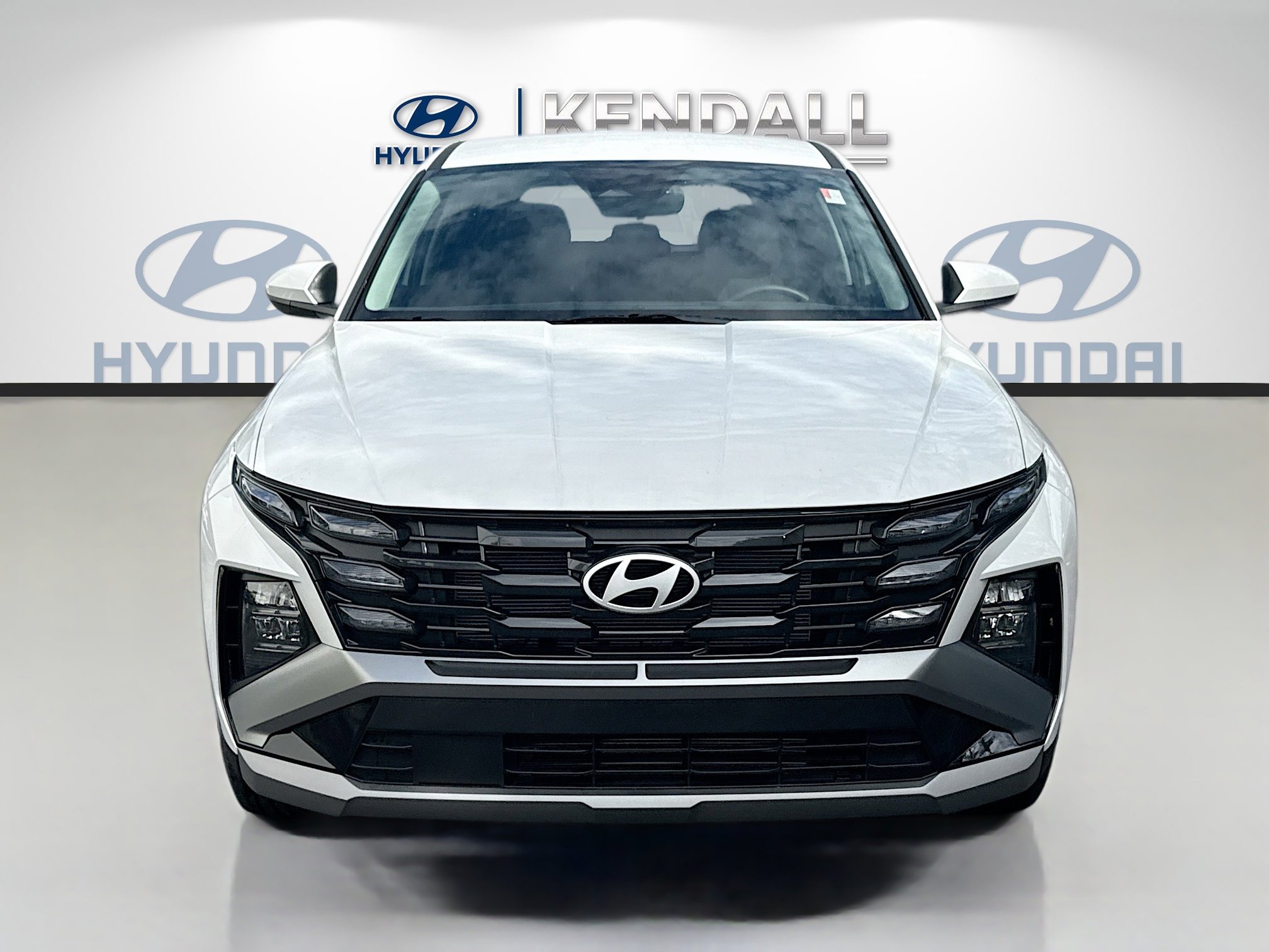 New 2025 Hyundai Tucson SE FWD image 2