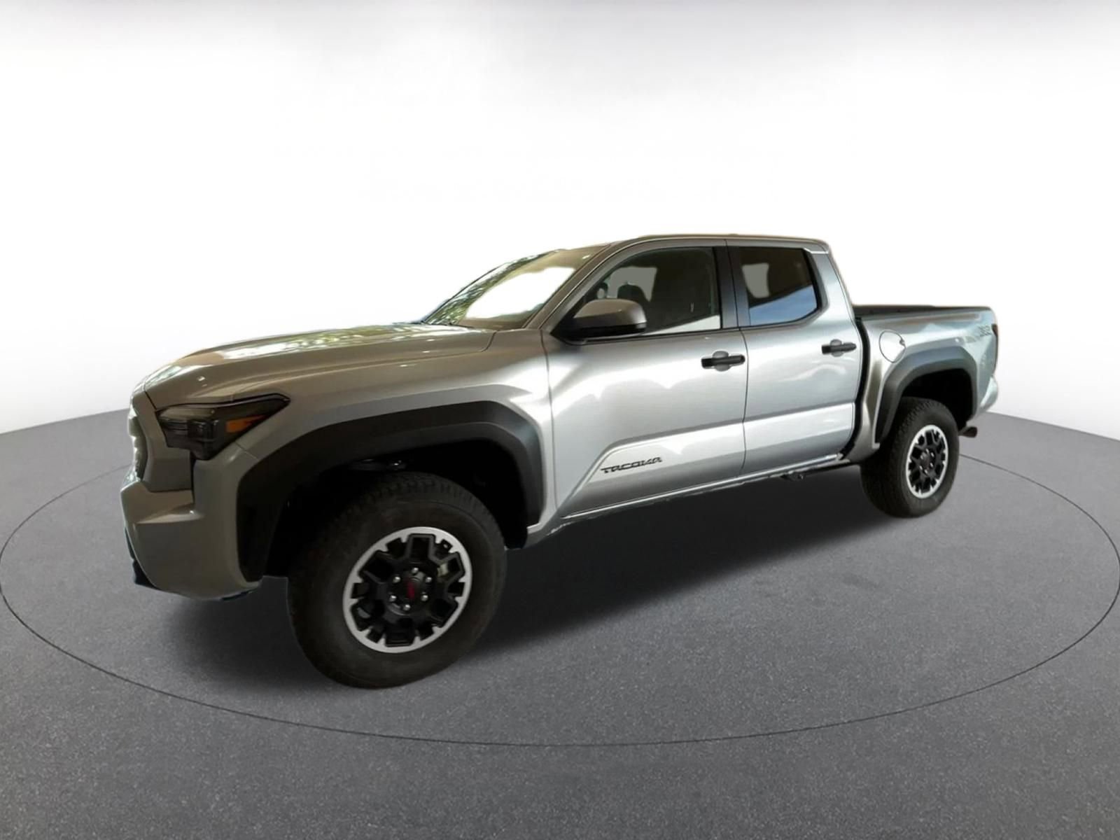 Used 2025 Toyota Tacoma TRD Off-Road image 8