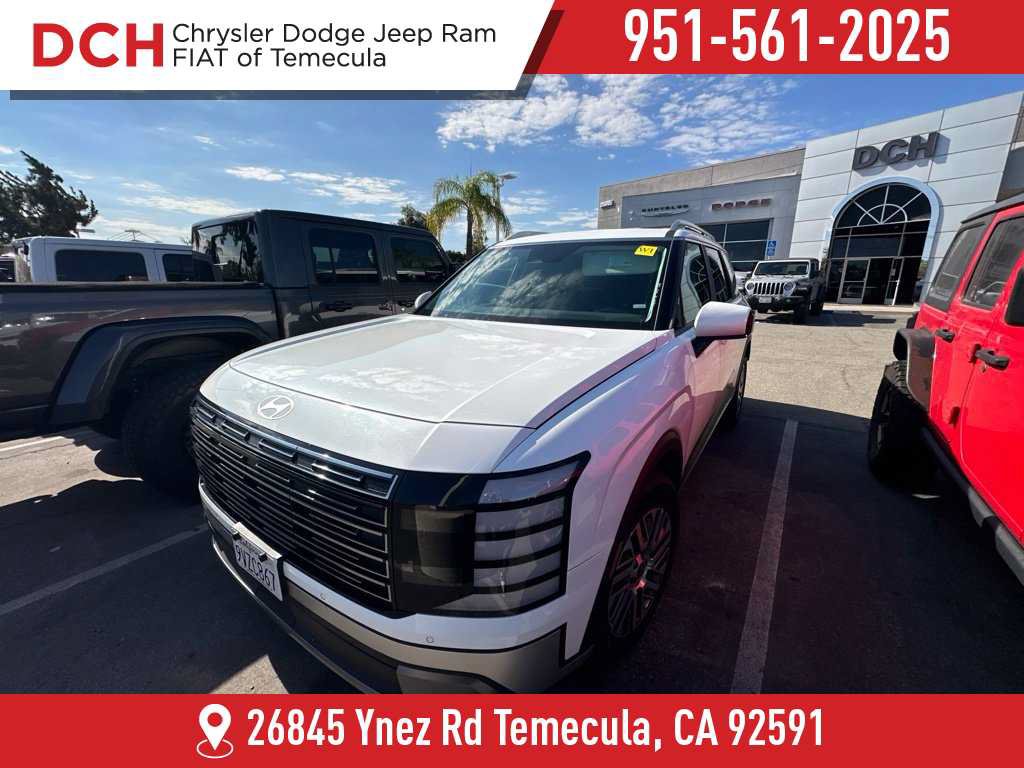 Used 2026 Hyundai Palisade SEL FWD image 1