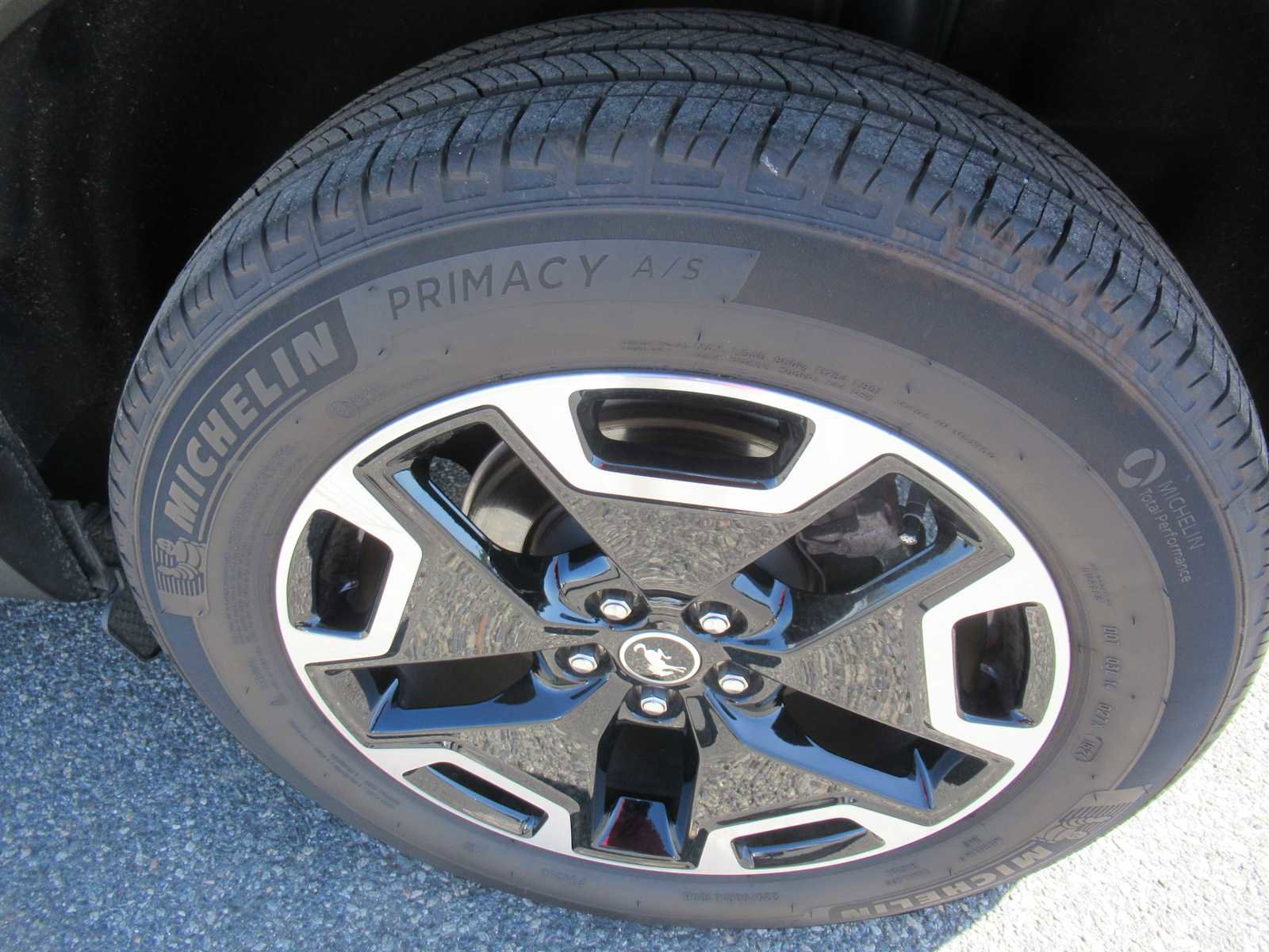 Used 2024 Ford Bronco Sport Outer Banks w/ Tech Package image 9