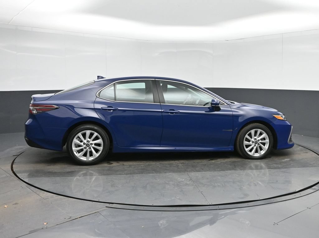 Used 2024 Toyota Camry LE FWD image 8