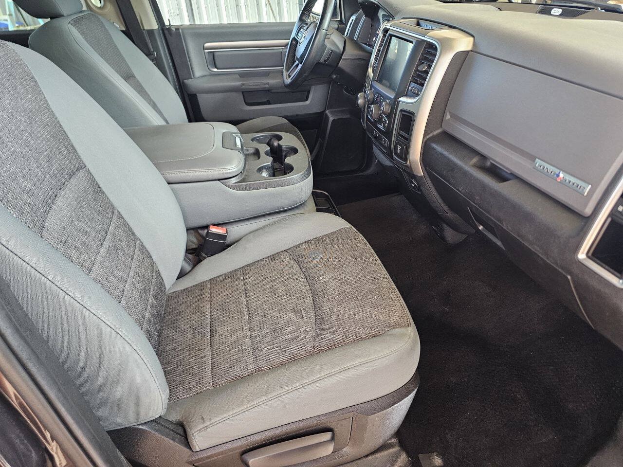 Used 2017 RAM 1500 Lone Star RWD image 13