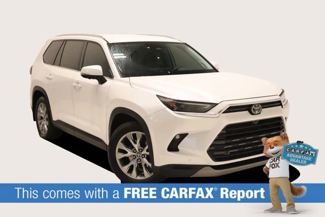 Used 2024 Toyota Grand Highlander Limited image 2