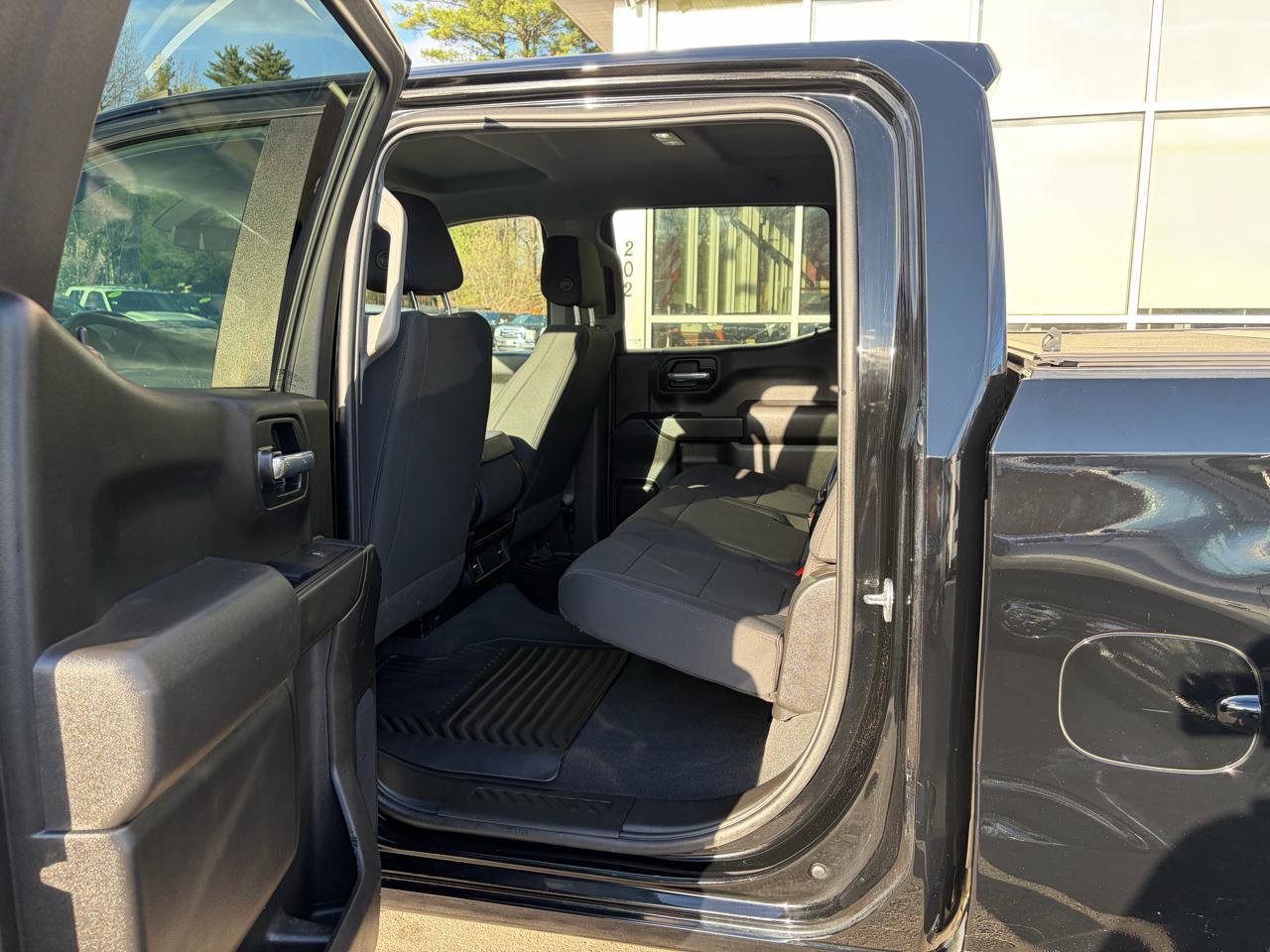 Used 2021 Chevrolet Silverado 1500 Custom Trail Boss AWD/4WD image 39