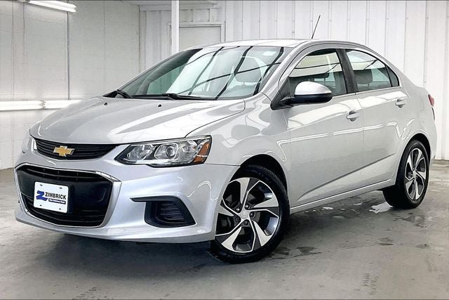 Used 2017 Chevrolet Sonic Premier FWD image 2