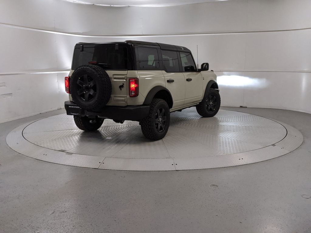 New 2025 Ford Bronco Big Bend image 3