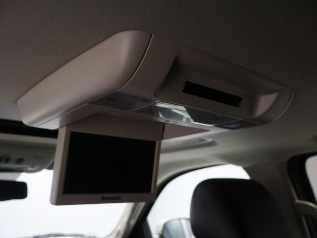 Used 2013 Chevrolet Tahoe LT w/ Luxury Package image 19