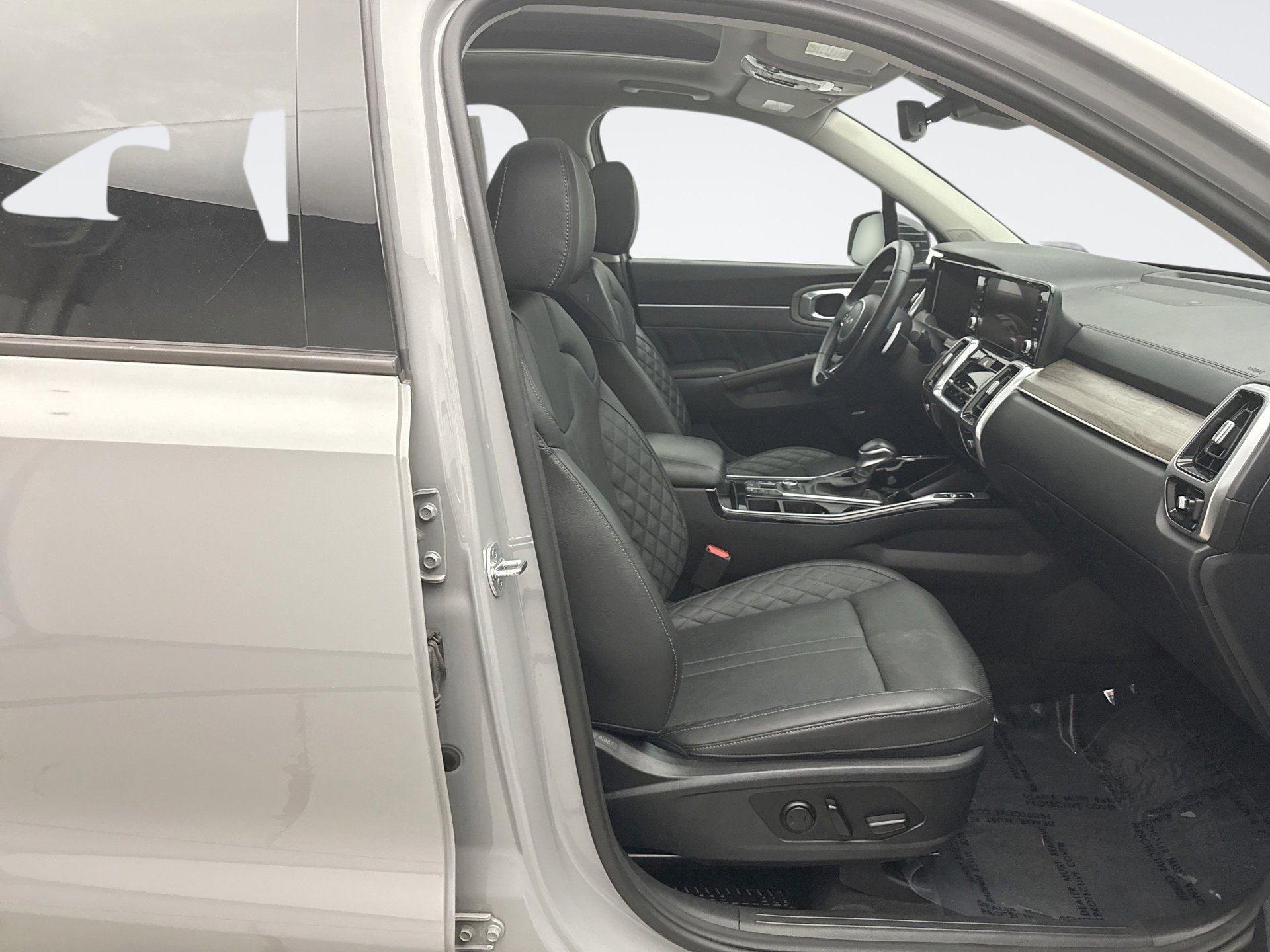 Used 2023 Kia Sorento SX Prestige image 19
