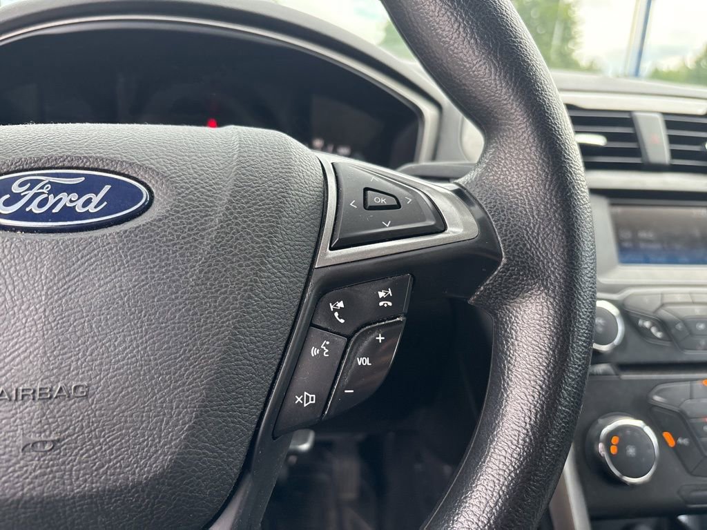 Used 2018 Ford Fusion S FWD image 22
