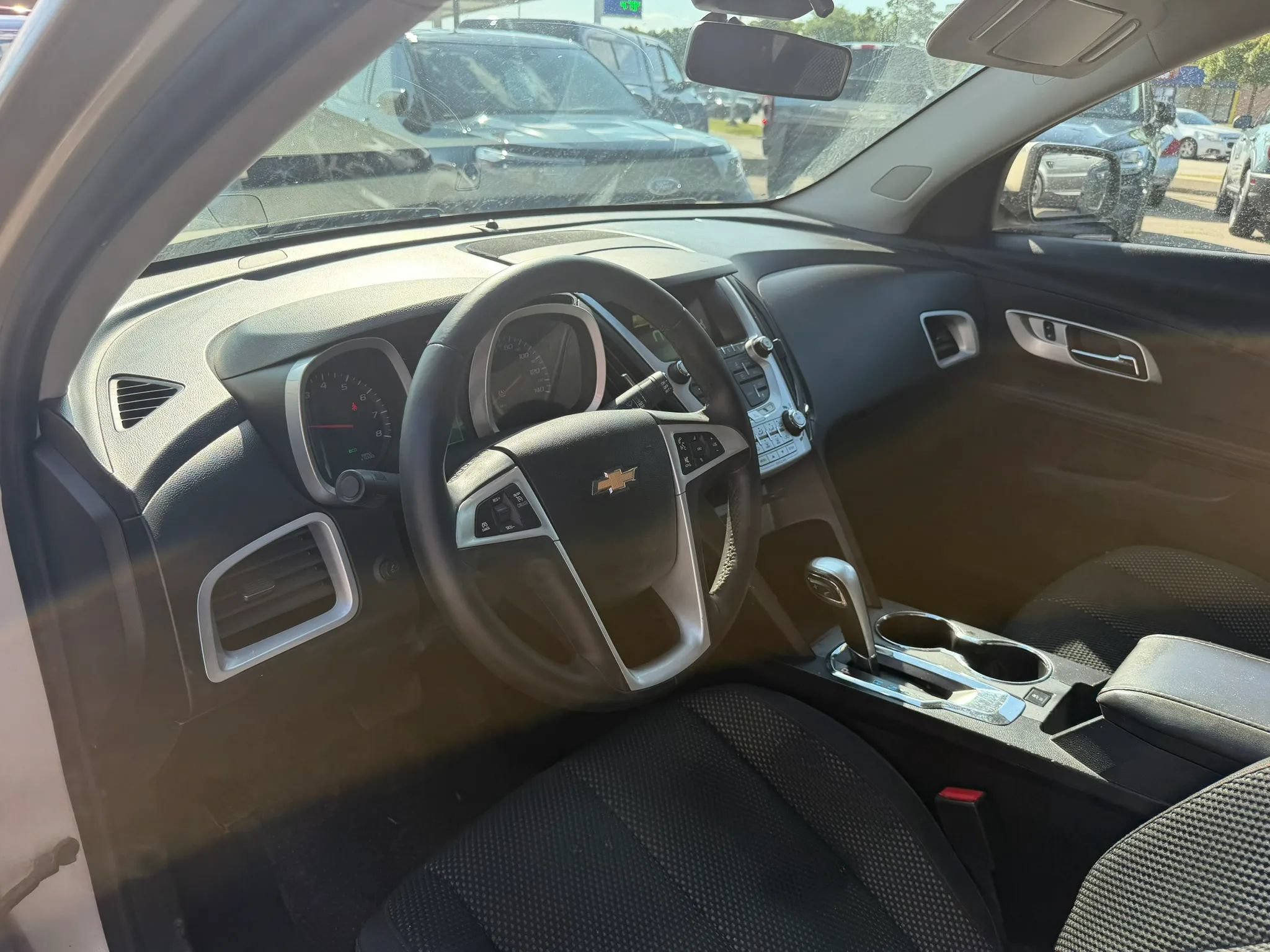 Used 2015 Chevrolet Equinox LT w/ Driver Convenience Package FWD image 10