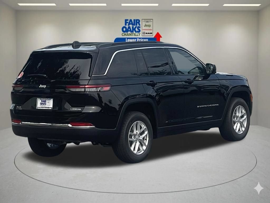 New 2026 Jeep Grand Cherokee Laredo X AWD/4WD image 5