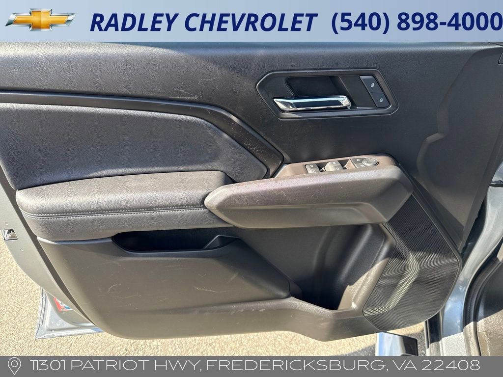 Used 2024 Chevrolet Colorado LT w/ LT Convenience Package image 5