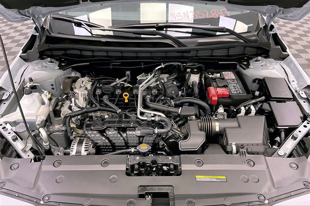 New 2025 Nissan Altima 2.5 SR image 11