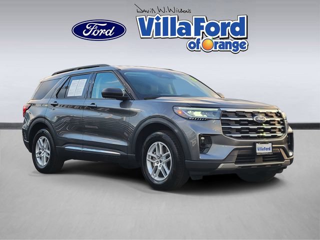 Used 2025 Ford Explorer Active w/ Active Comfort Package image 1