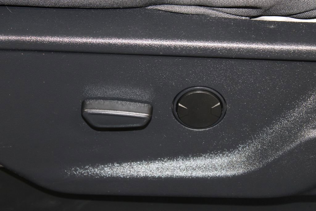 Used 2024 Ford F150 XLT image 23