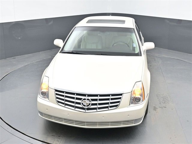 Used 2008 Cadillac DTS w/ Sun And Sound Package image 35
