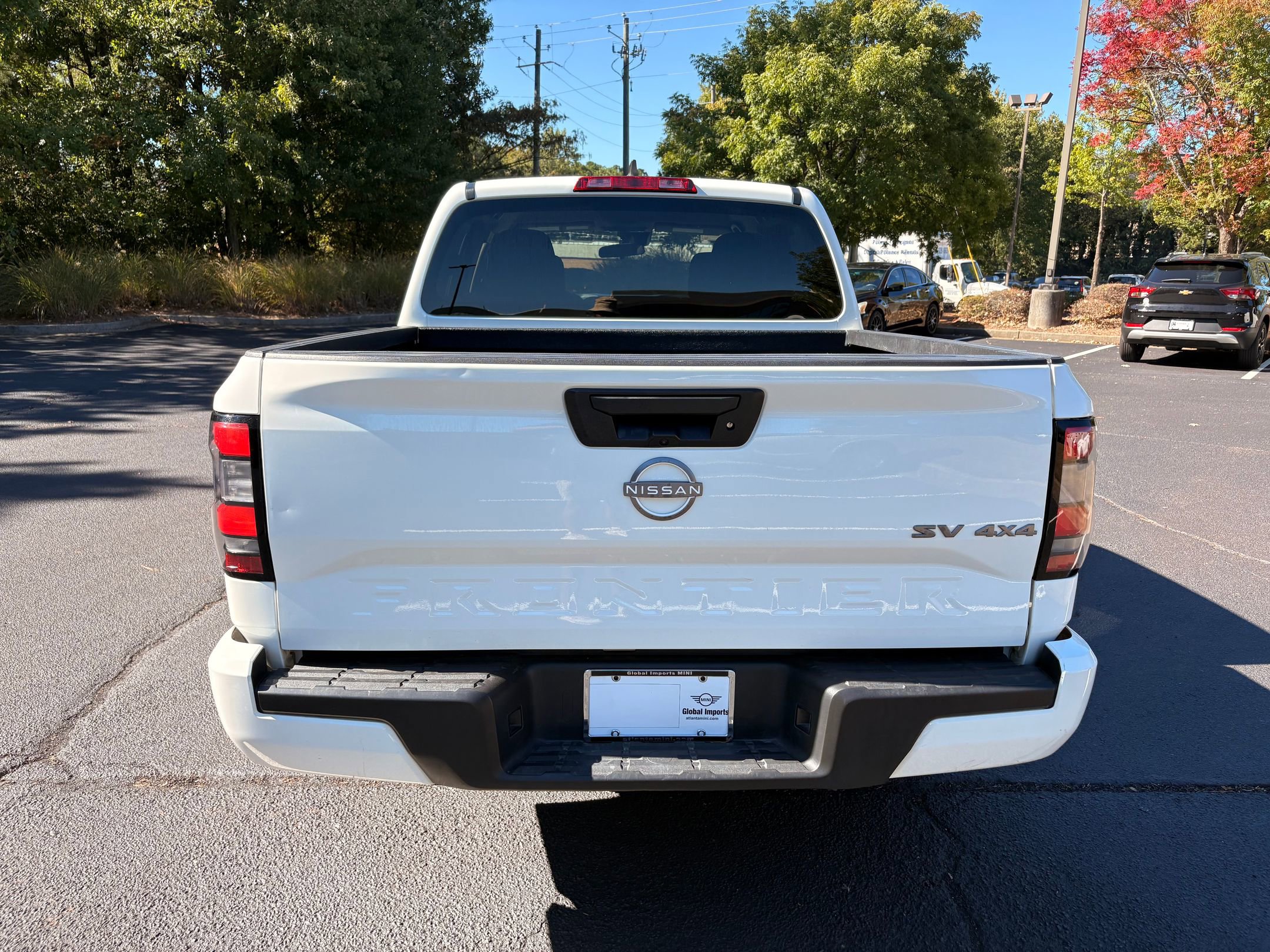 Used 2023 Nissan Frontier SV image 10