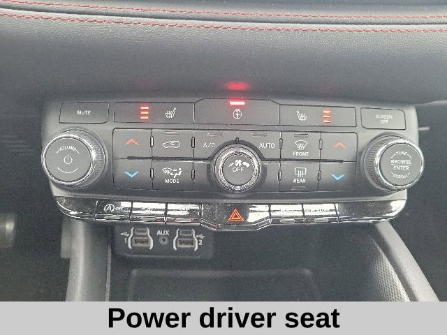 Used 2025 Dodge Durango GT AWD/4WD image 7