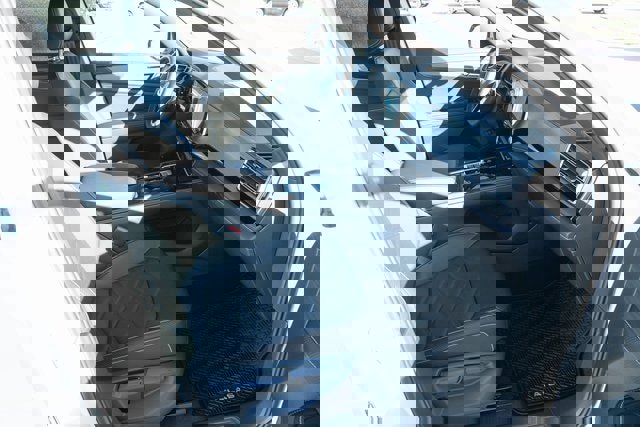 New 2026 Volkswagen Atlas Cross Sport SE image 40