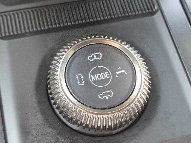 Used 2025 GMC Hummer EV 2X image 8