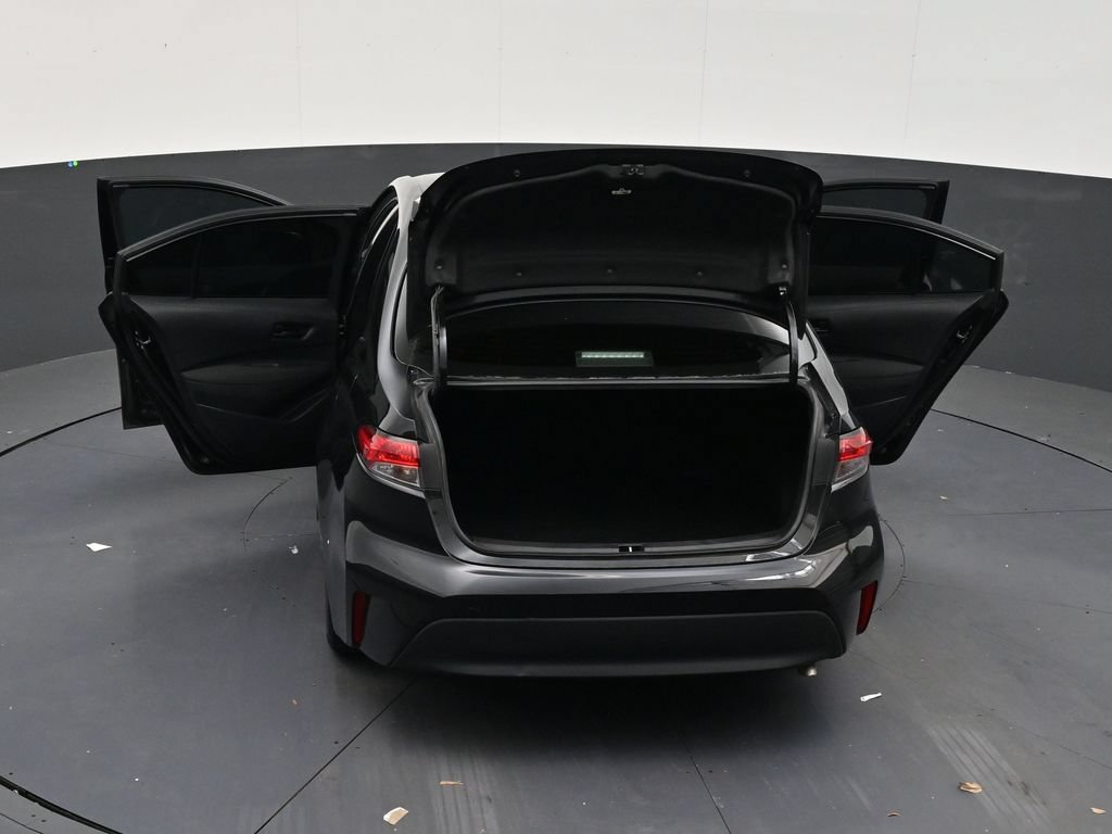 Used 2023 Toyota Corolla LE FWD image 31