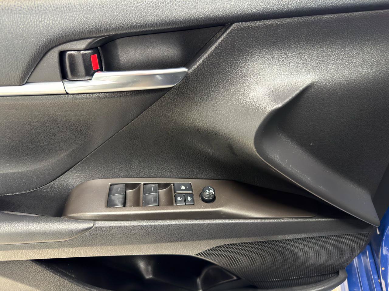 Used 2023 Toyota Camry SE w/ Convenience Package AWD/4WD image 15