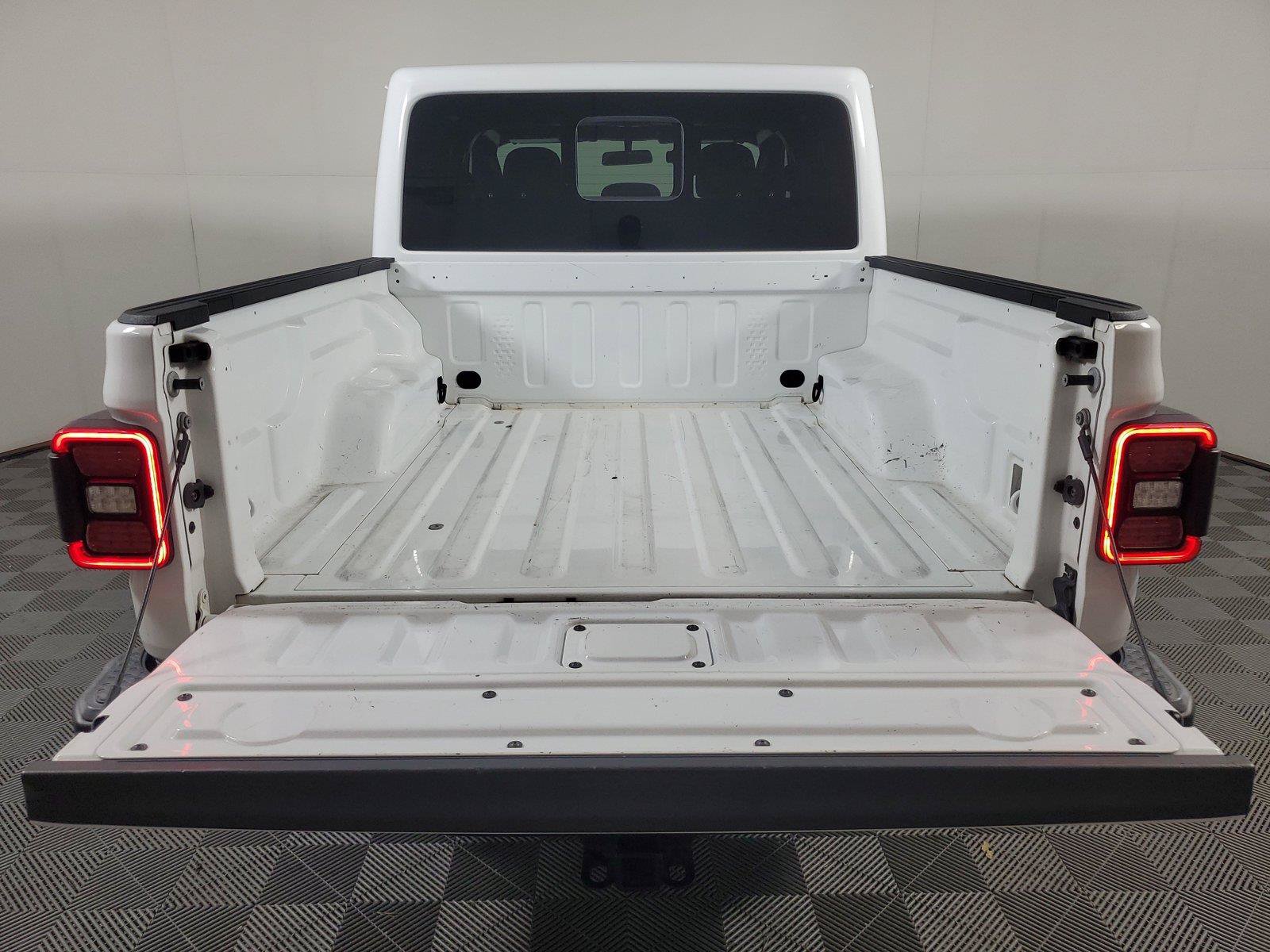 Used 2021 Jeep Gladiator Mojave AWD/4WD image 7