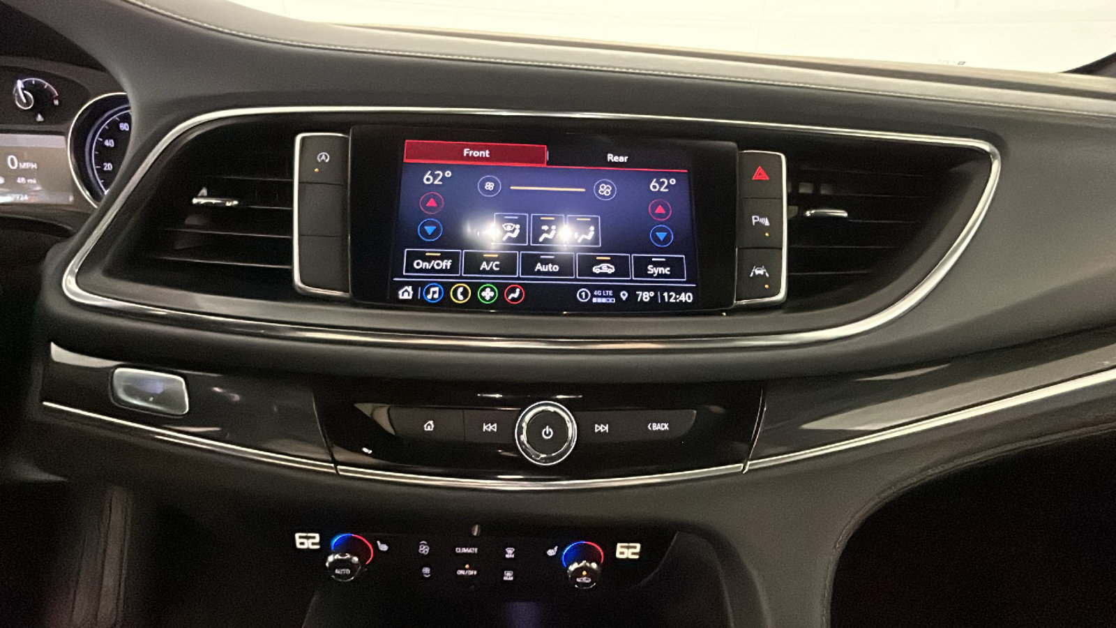 Used 2023 Buick Enclave Essence w/ LPO, Floor Liner Package FWD image 28
