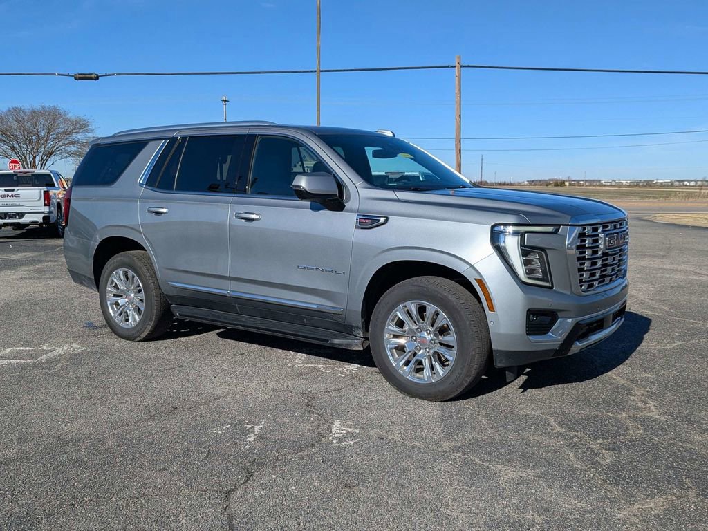 Used 2025 GMC Yukon Denali image 3
