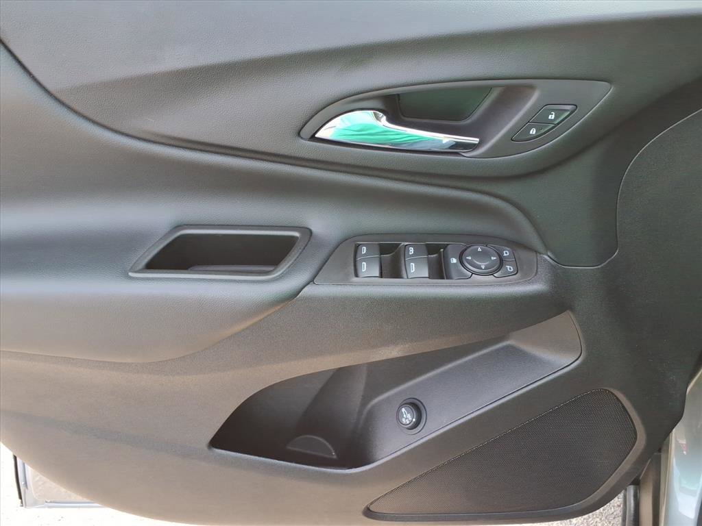 Used 2024 Chevrolet Equinox LT FWD image 21