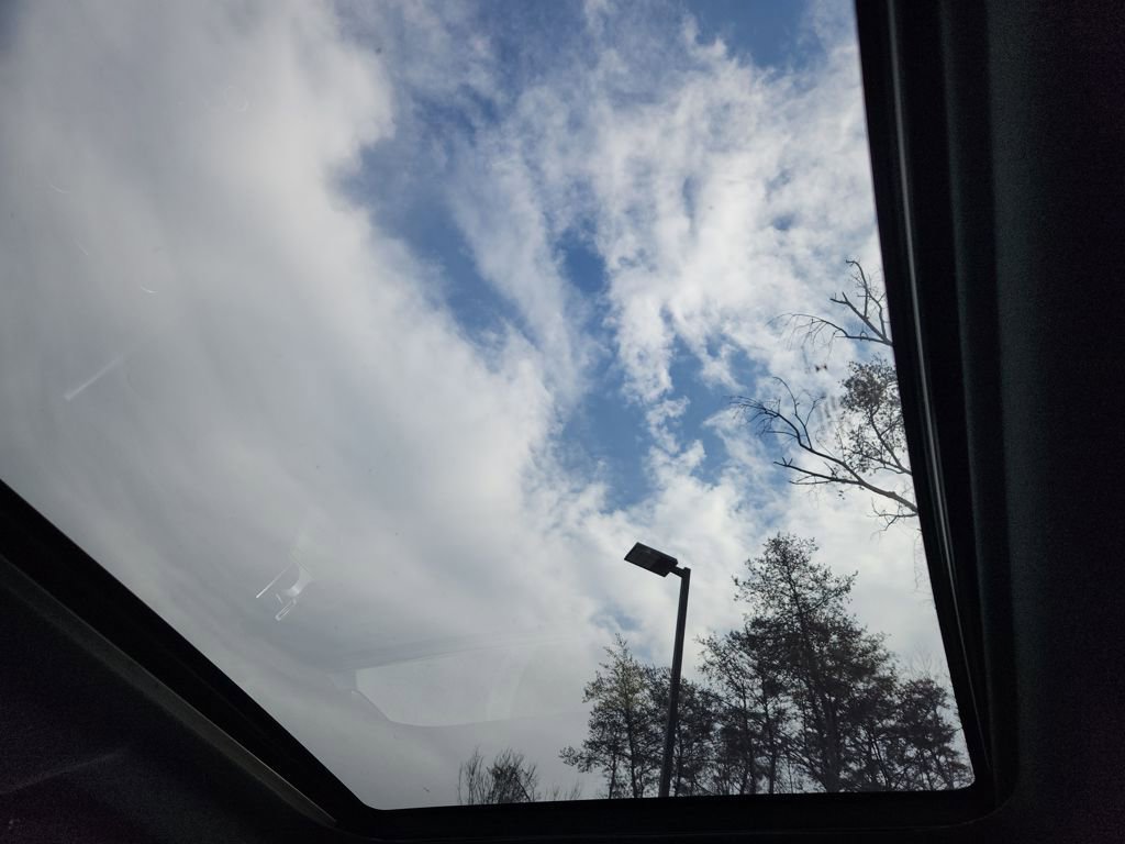 New 2026 Land Rover Discovery S image 27