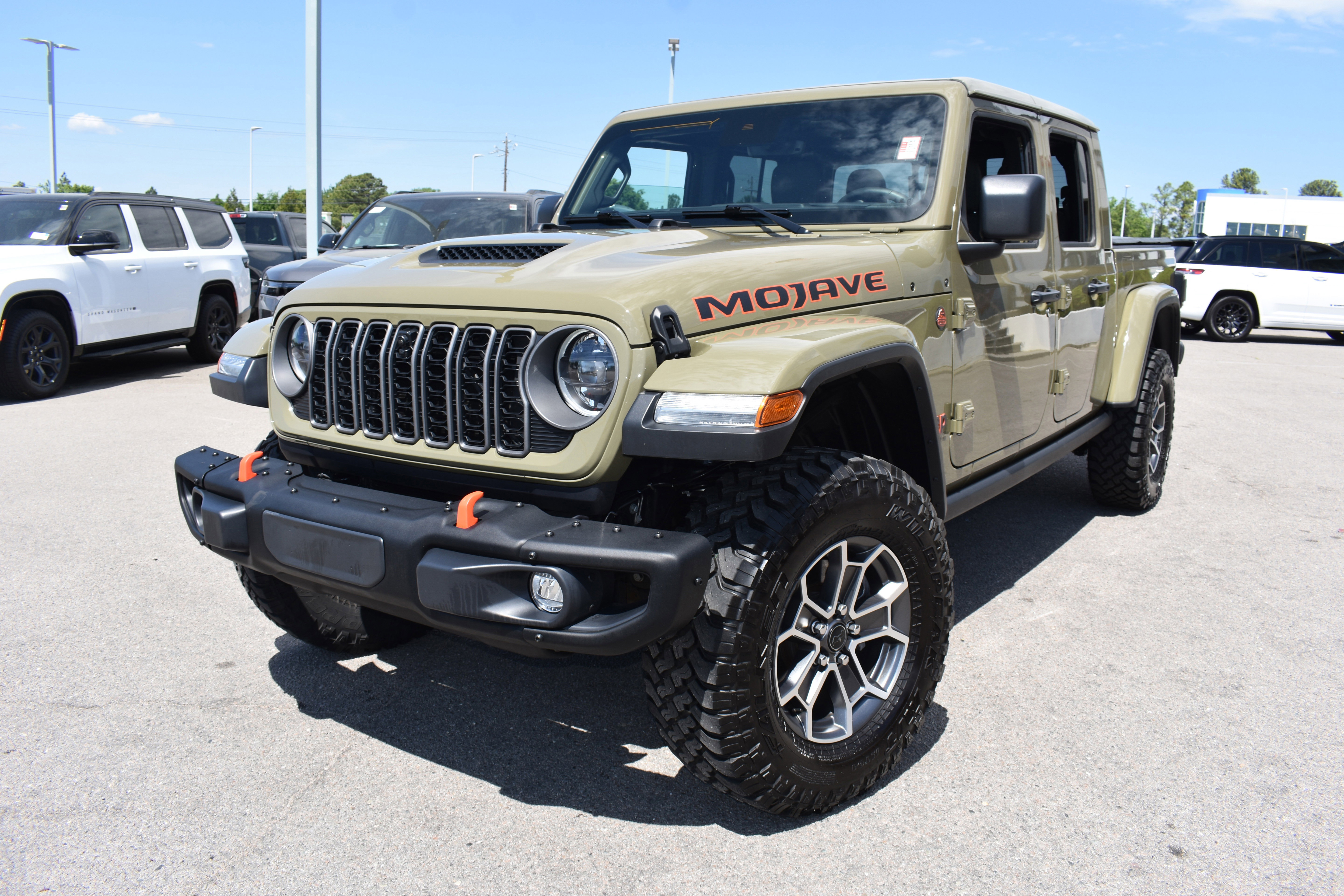 Used 2025 Jeep Gladiator Mojave image 5