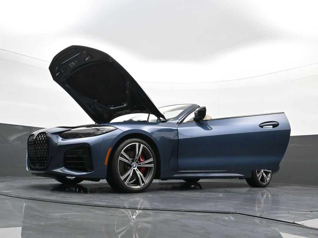 Used 2023 BMW 440i xDrive Convertible w/ Premium Package image 38