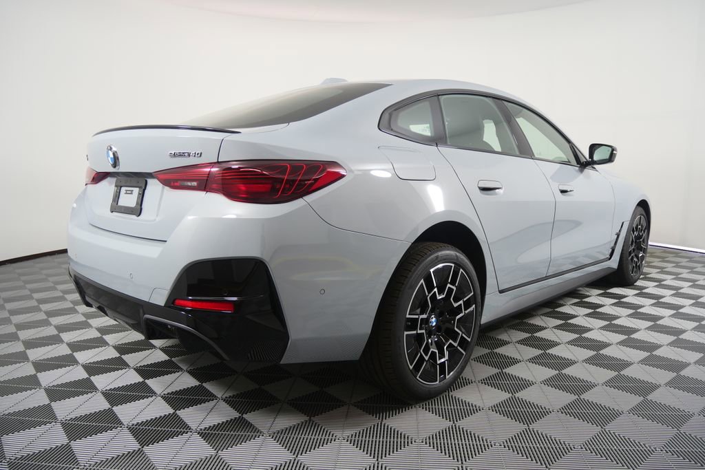 New 2026 BMW i4 eDrive40 w/ M Sport Package image 3