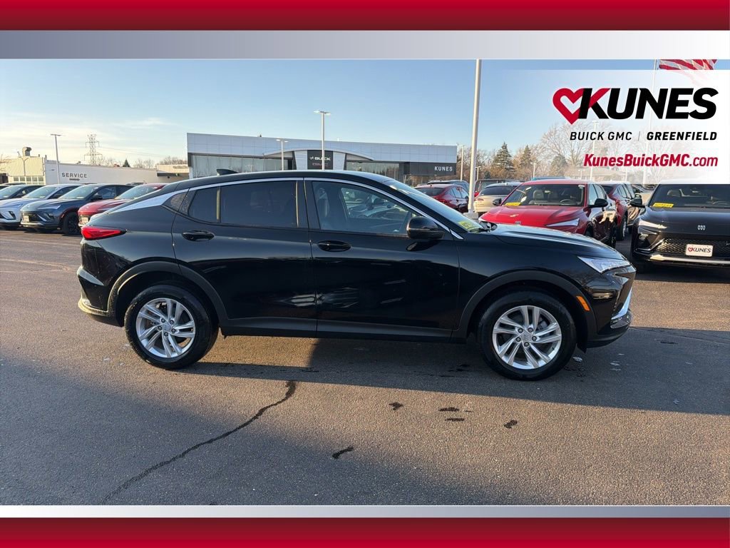 New 2026 Buick Envista Preferred w/ Convenience I Package image 2