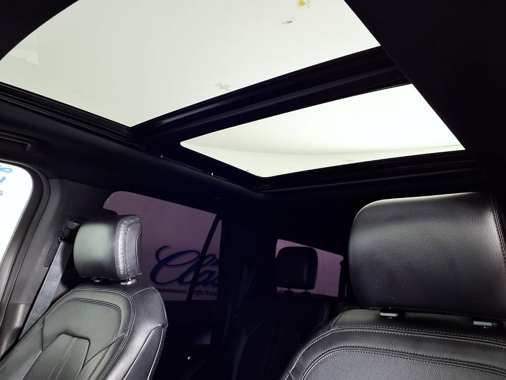 Used 2019 Ford Expedition Max Limited image 14