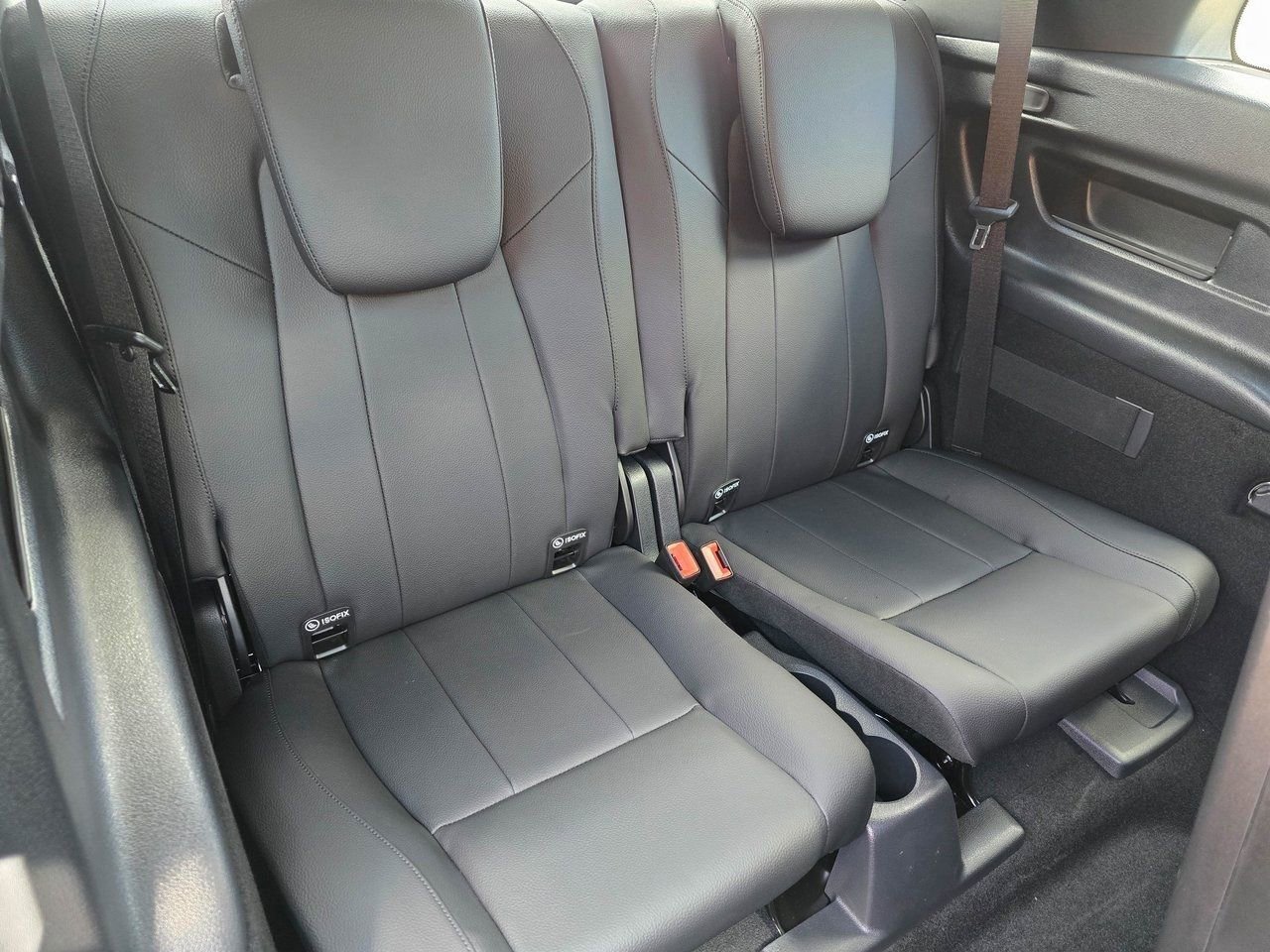 Used 2026 Mercedes-Benz GLB 250 4MATIC image 36