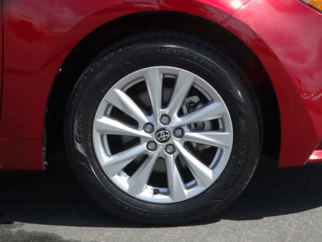 Used 2025 Toyota Corolla LE w/ LE Premium Package FWD image 9