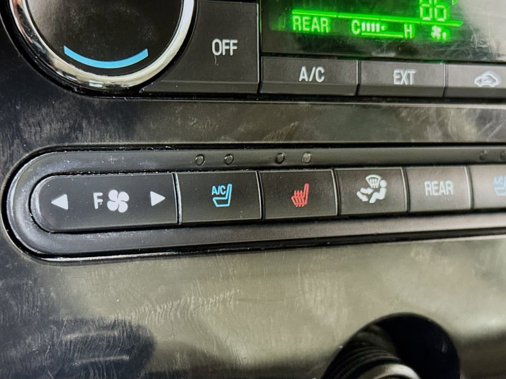 Used 2014 Ford Expedition EL Limited w/ Equipment Group 301A image 19