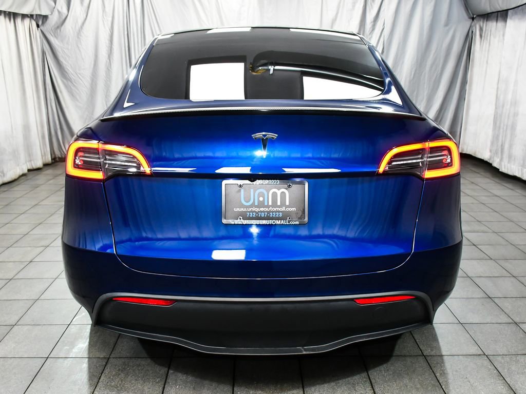 Used 2023 Tesla Model Y Performance AWD/4WD image 5