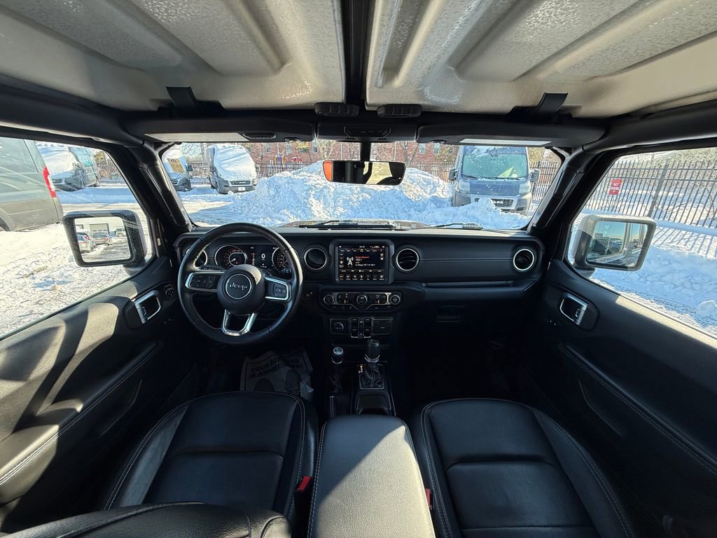 Used 2022 Jeep Wrangler Unlimited Sahara w/ Cold Weather Group image 11