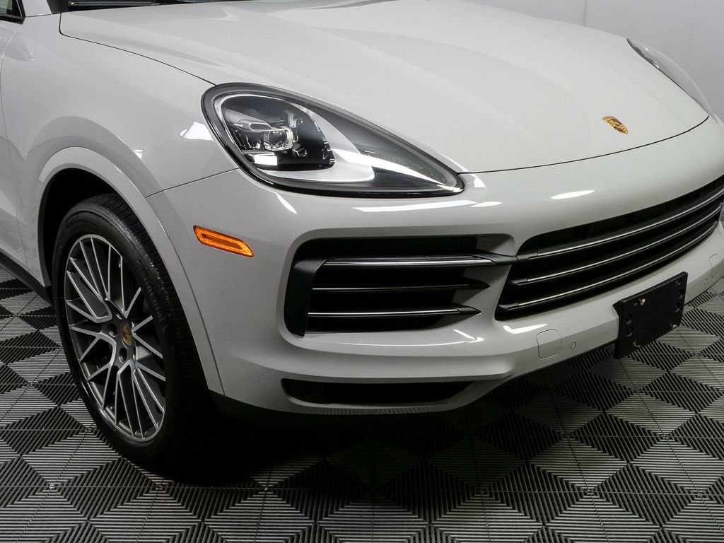 Certified 2023 Porsche Cayenne Platinum Edition AWD/4WD image 39