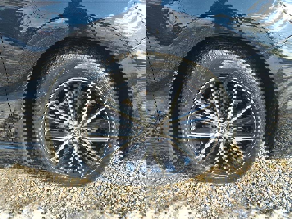 Used 2023 Toyota Camry SE image 7