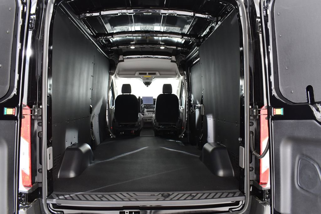 New 2026 Ford Transit 250 148 Medium Roof Extended AWD image 20