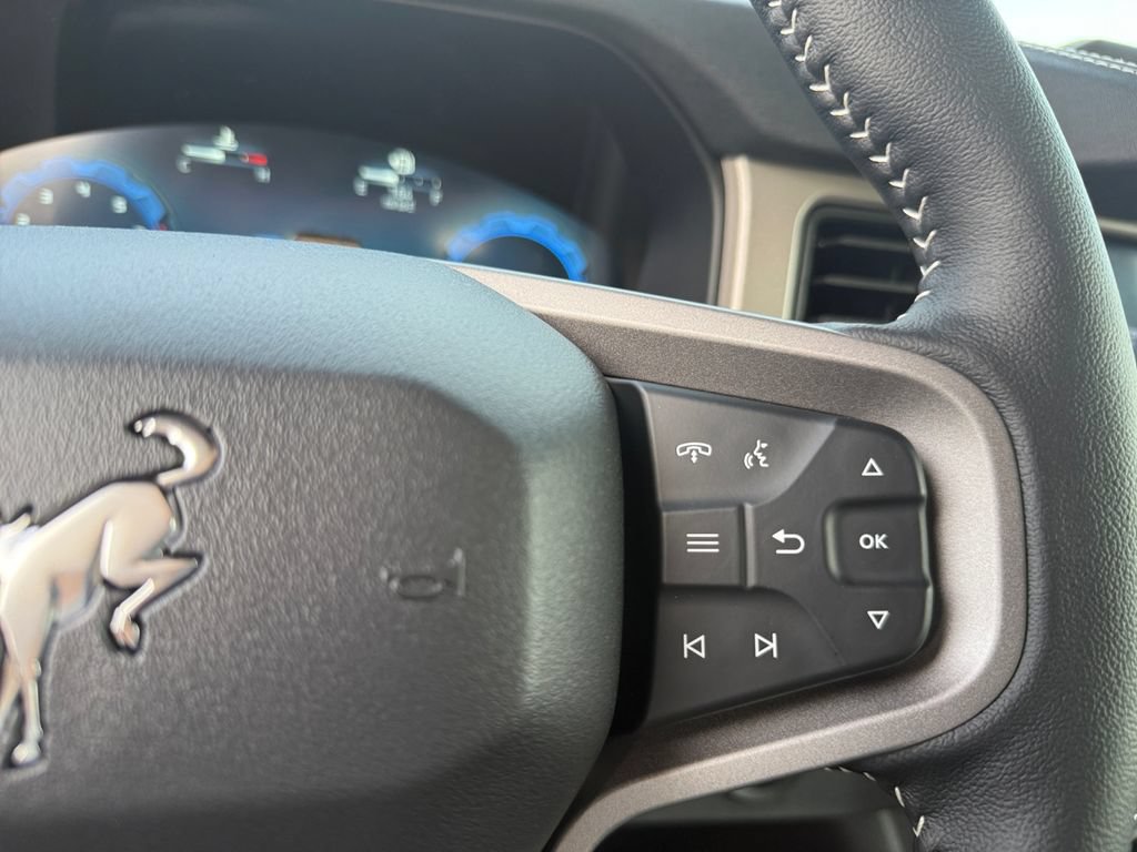 New 2026 Ford Bronco Outer Banks w/ Sasquatch Package AWD/4WD image 17