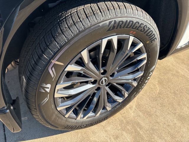 New 2026 Nissan Rogue Platinum w/ Platinum Premium Package image 9