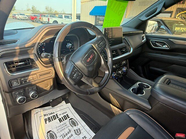 Used 2023 GMC Yukon AT4 AWD/4WD image 17