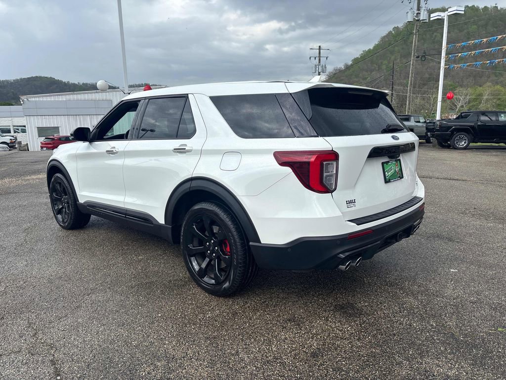 Used 2022 Ford Explorer ST w/ Equipment Group 401A AWD/4WD image 3