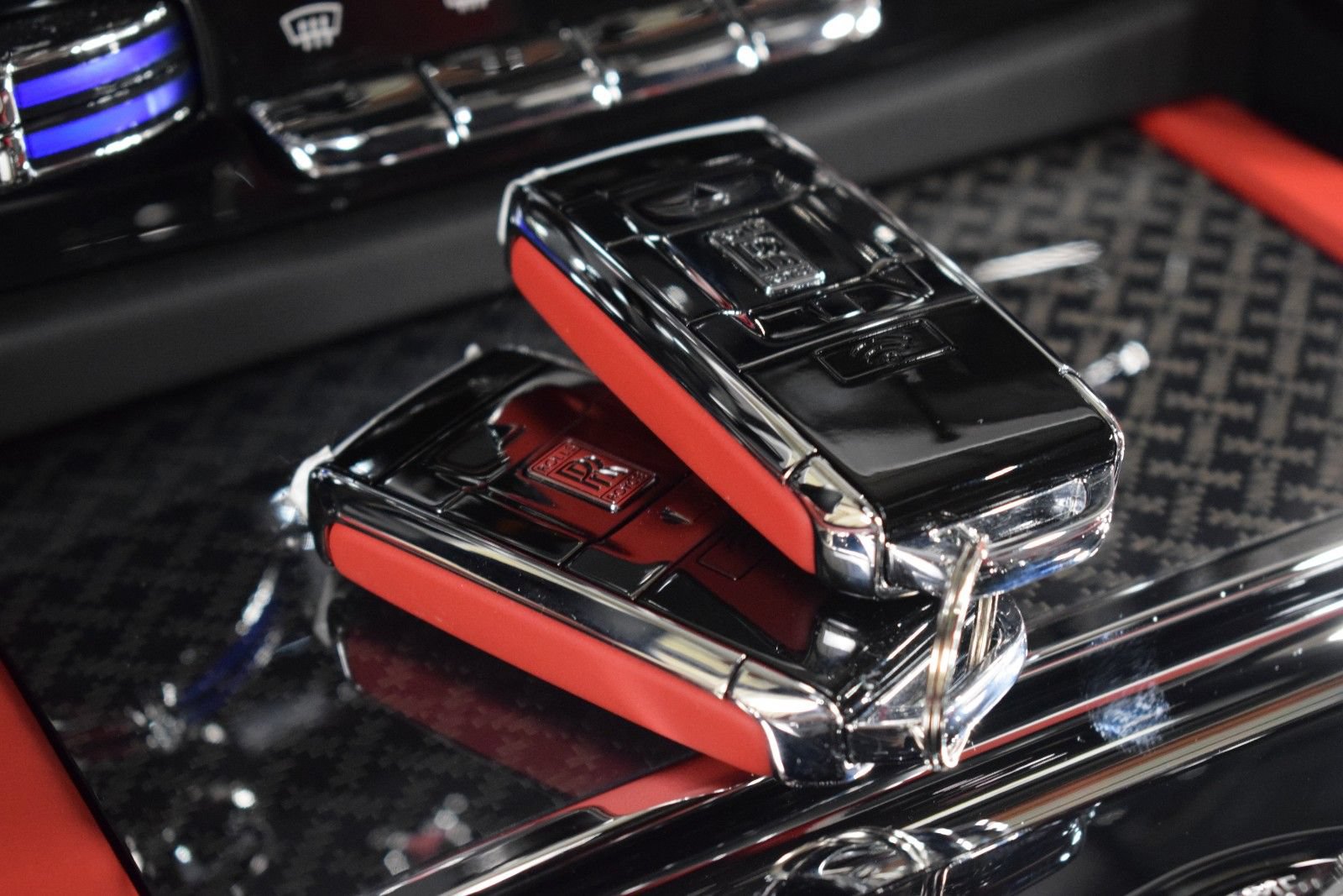 New 2026 Rolls-Royce Cullinan Black Badge AWD/4WD image 40