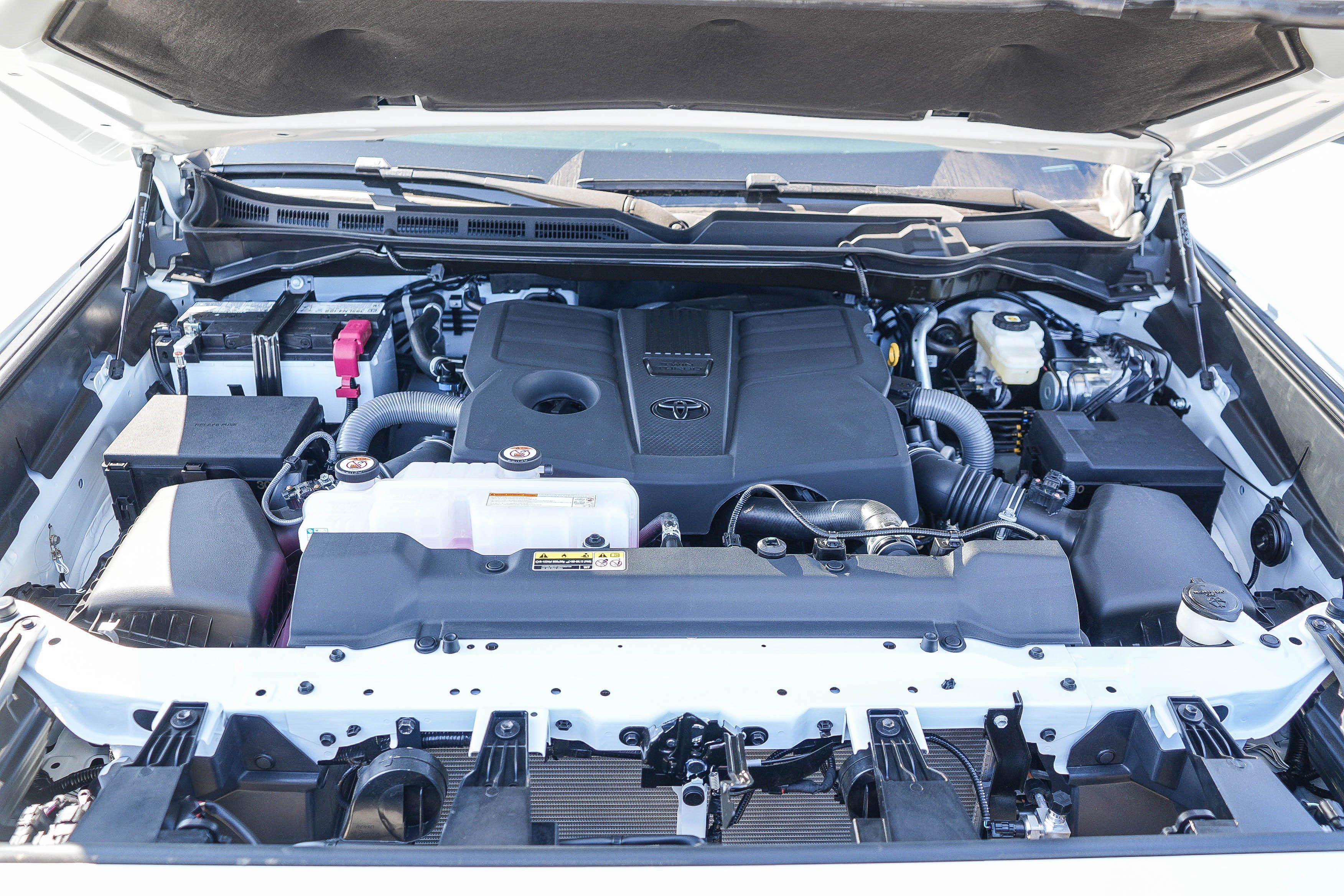 New 2026 Toyota Tundra SR5 w/ SR5 Convenience Package AWD/4WD image 14